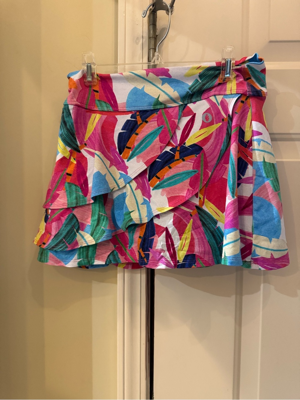 Dona jo Colorful Tropical Ruffle Skirt -Multi pickleball skort 1.5 medium